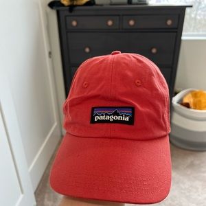 Coral Patagonia hat